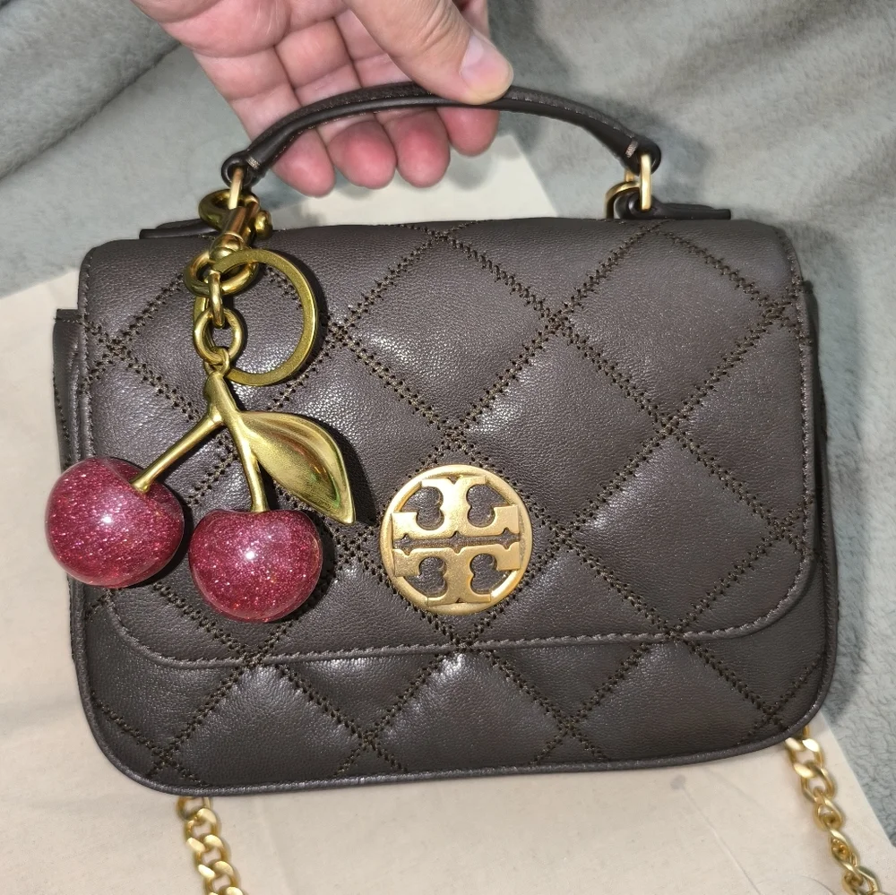 Tory Burch authentic bnwt