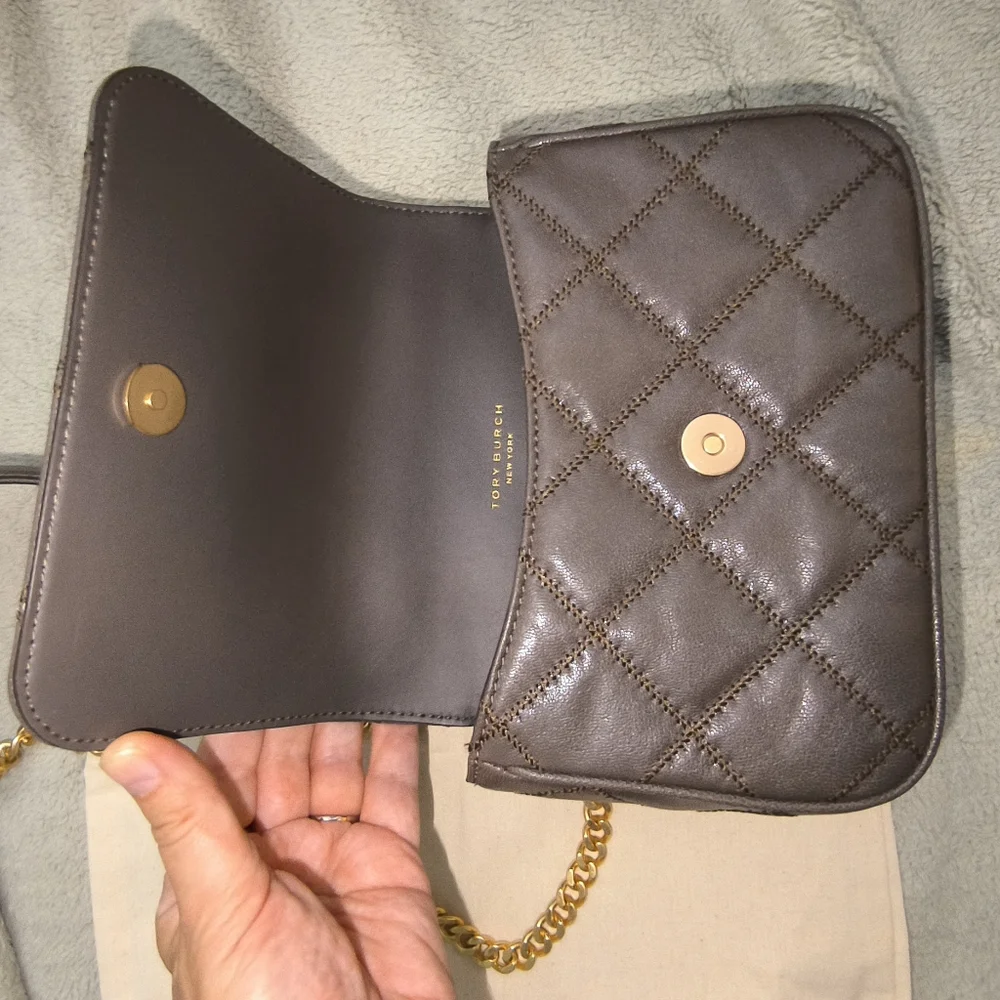 Tory Burch authentic bnwt