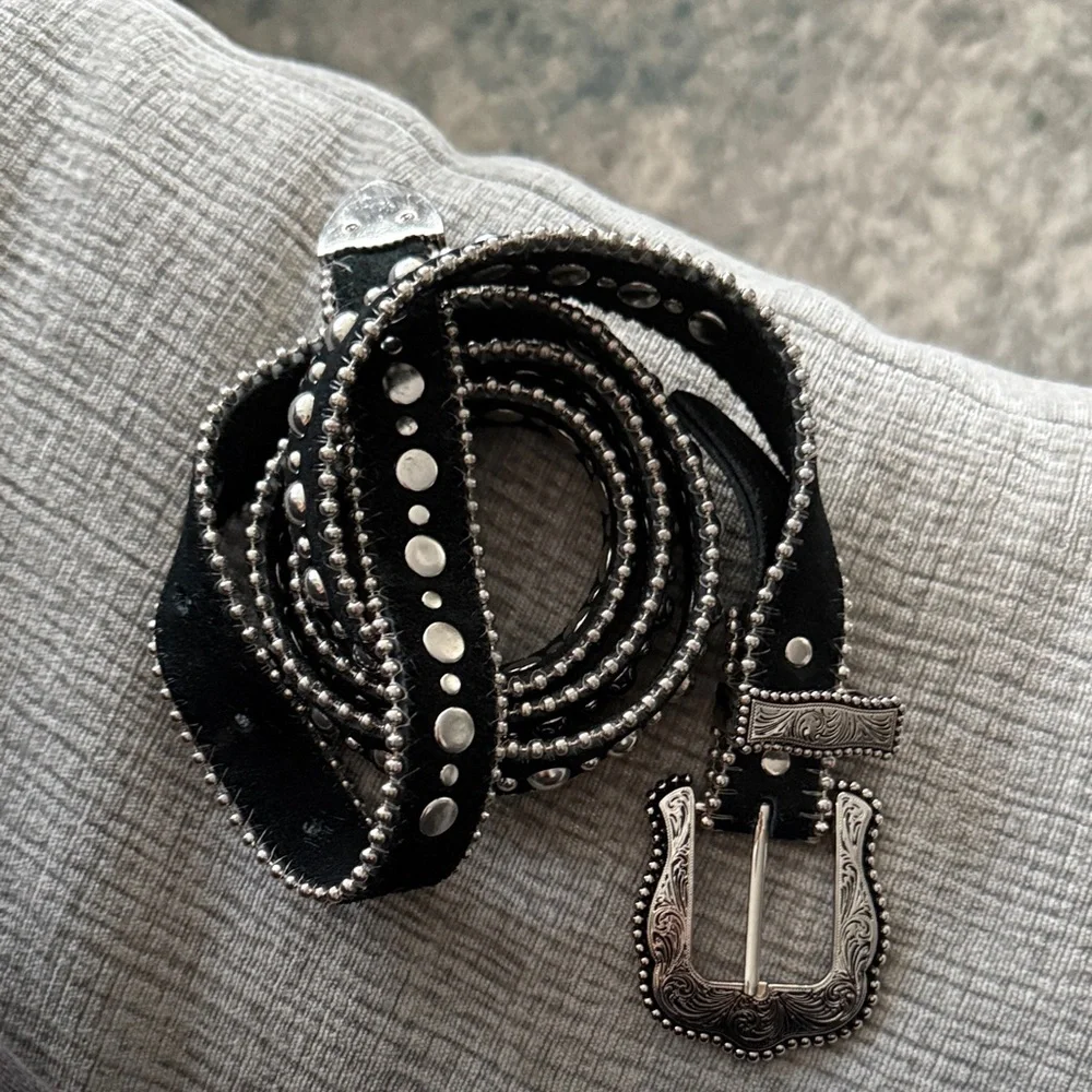 B-Low the Belt chic black