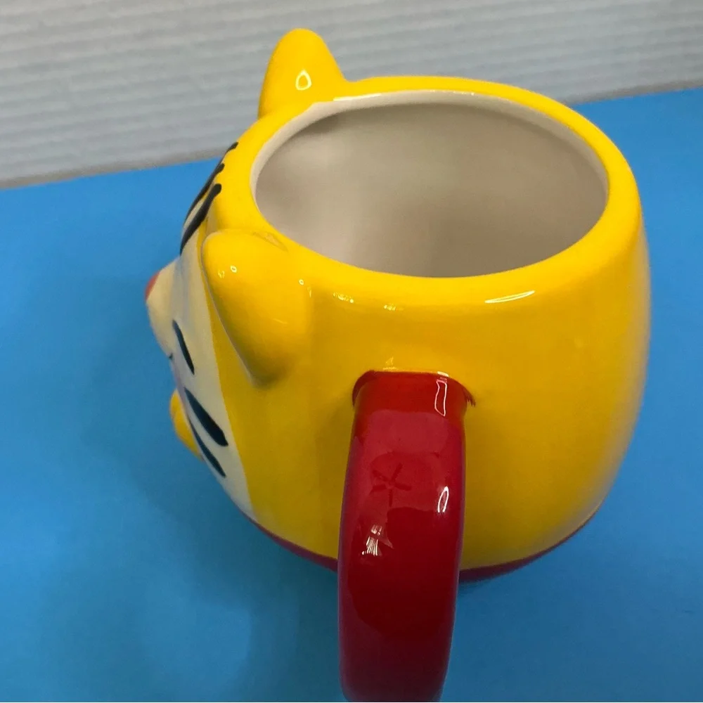P/O Homeware cute yellow