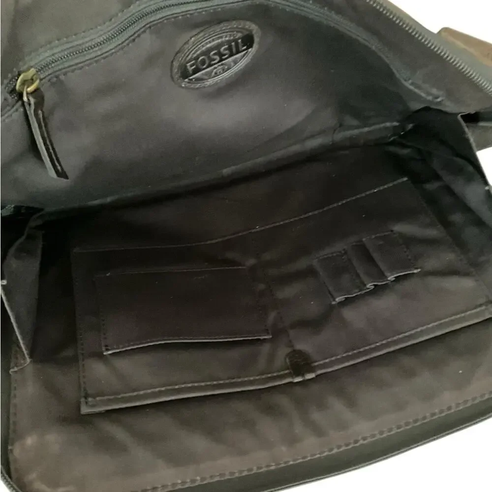 Vintage Fossil Brown Leather Messenger Bag Crossbody Strap