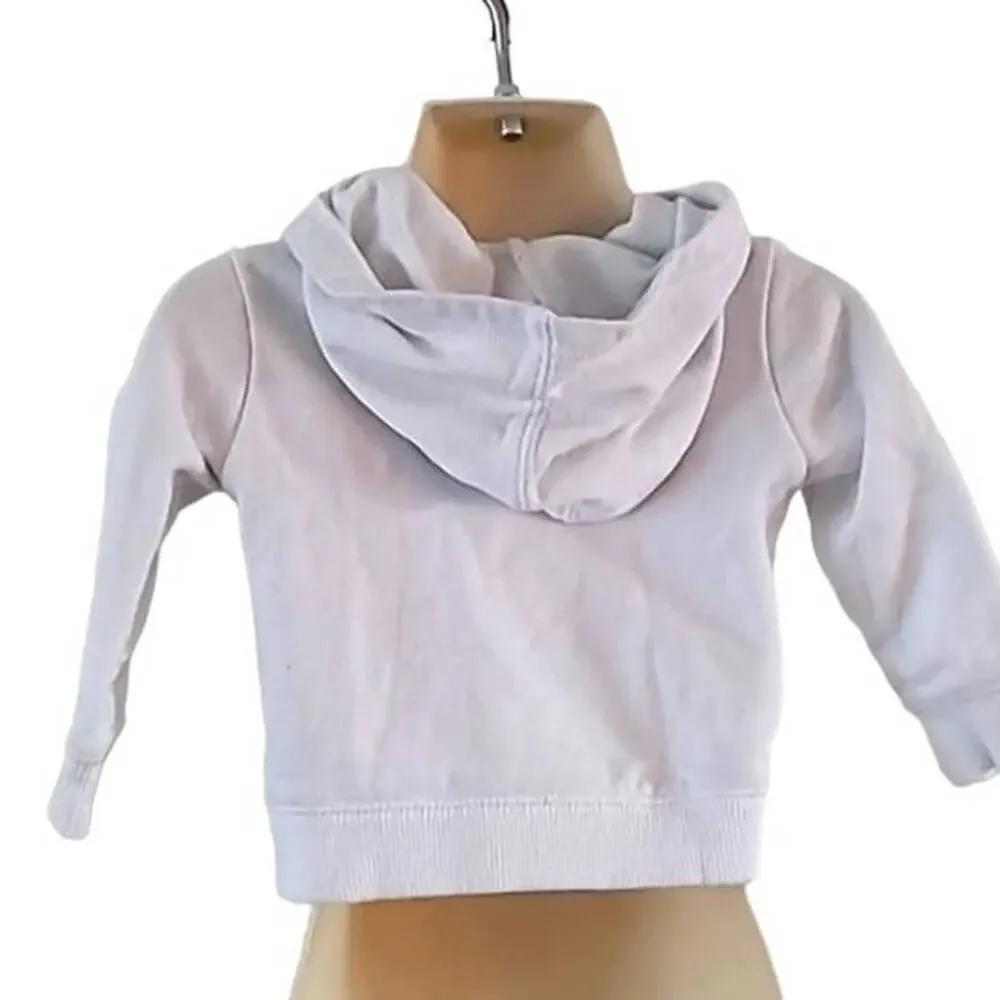 Excellent condition Carter’s White Local Cutie Baby Zip-Up Hoodie Size 9 Months