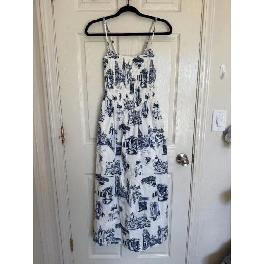 Abercrombie & Fitch never worn