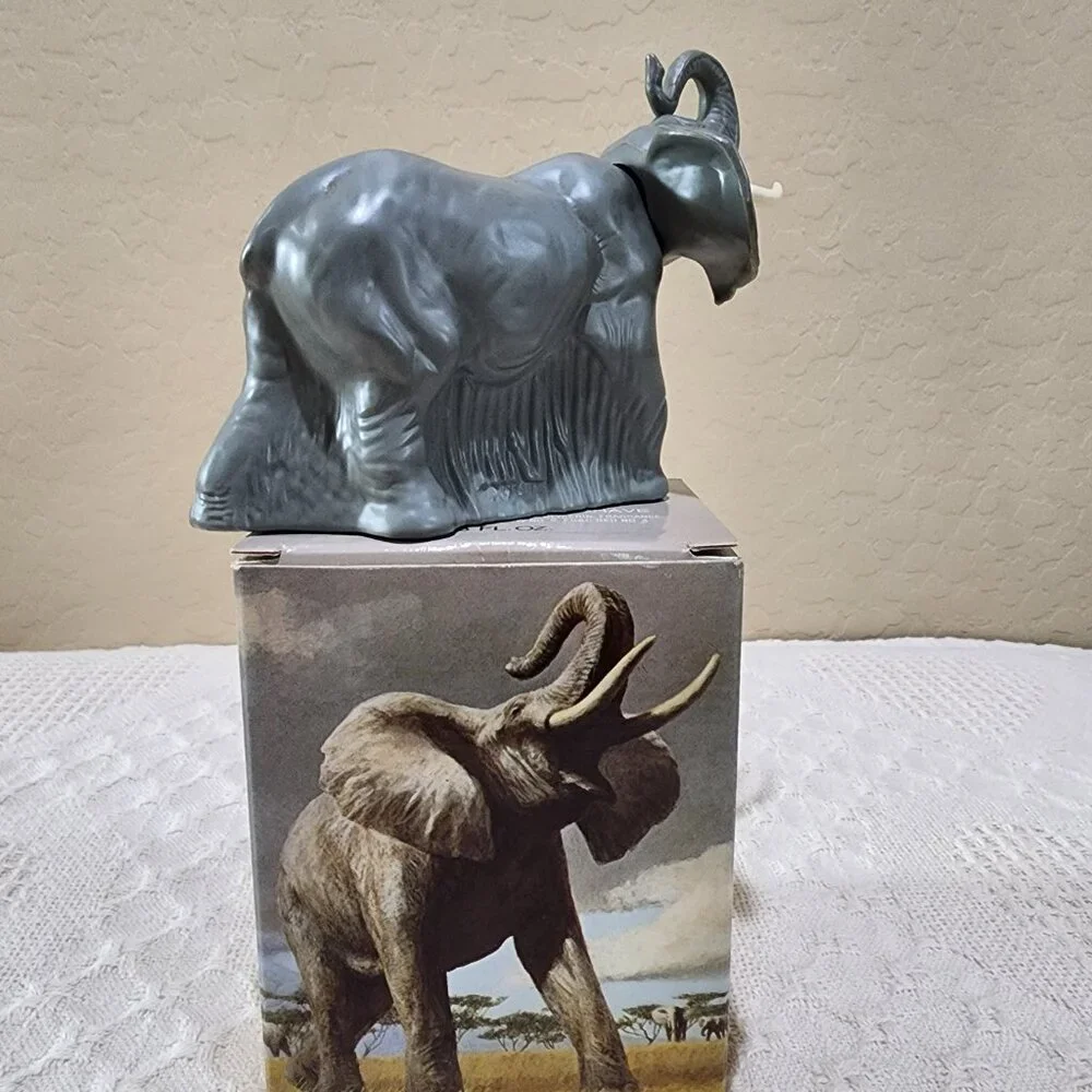 Avon vintage majestic