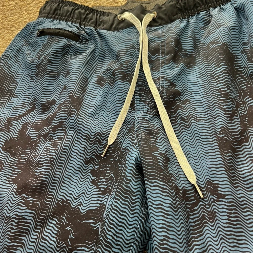 Vuori shorts featuring