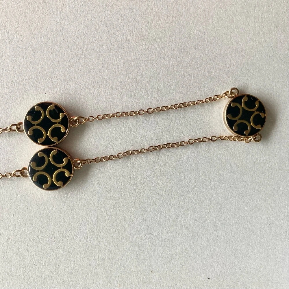 N/A elegant gold