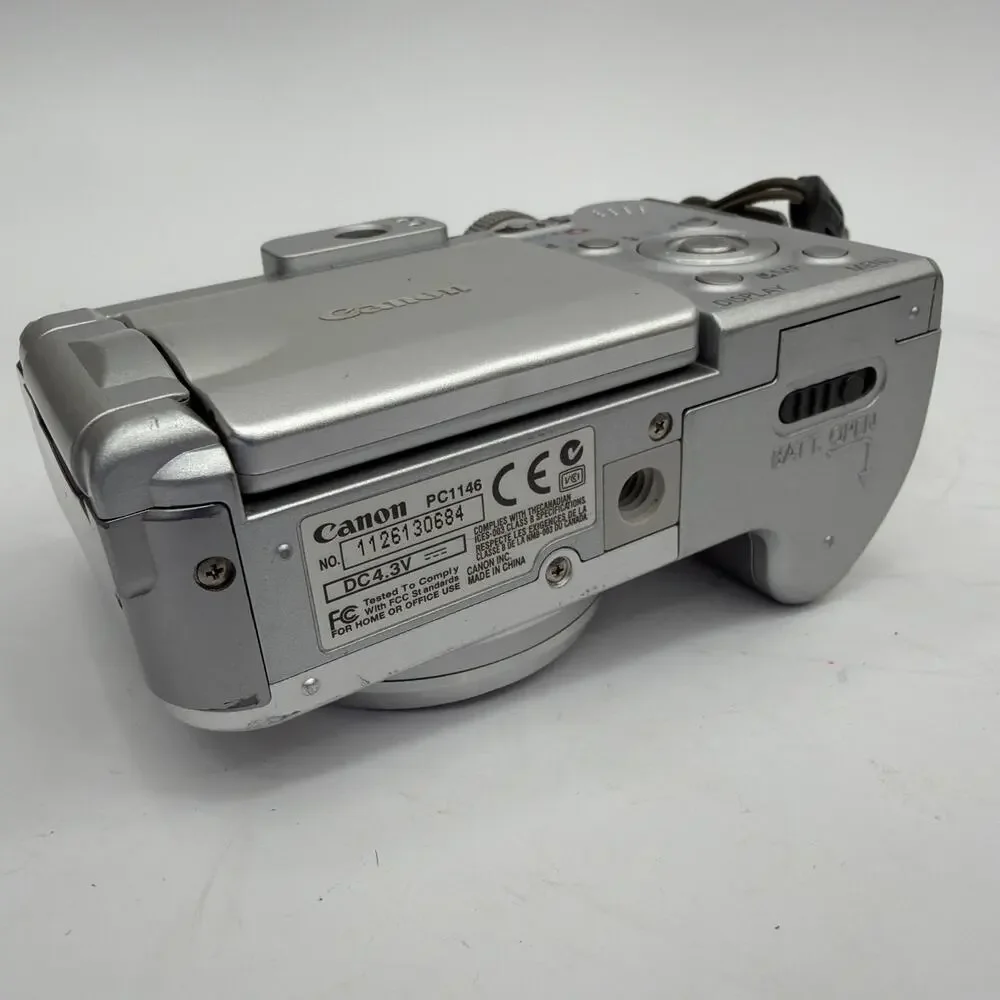 Canon PowerShot A610 PC1146 5.0MP Silver Digital Camera For Parts Repair
