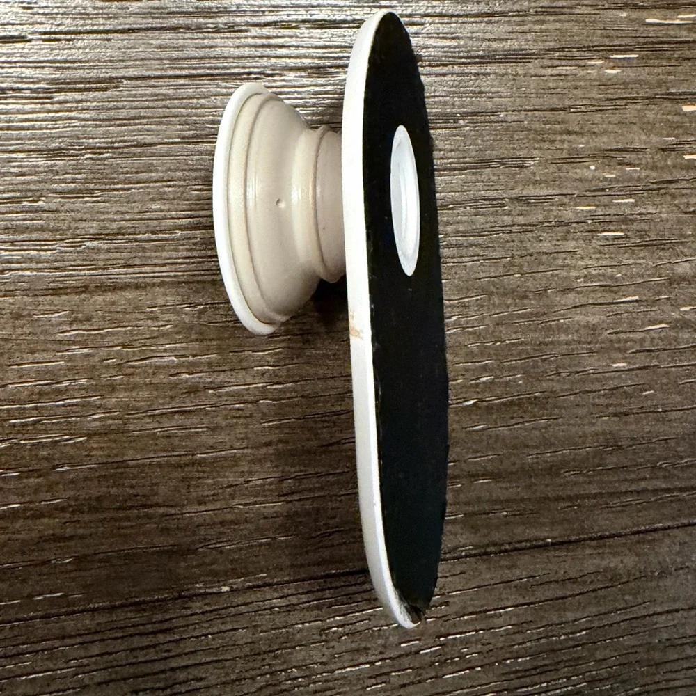 PopSocket used popsockets