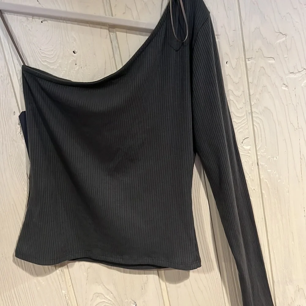 Melrose and Market one shoulder