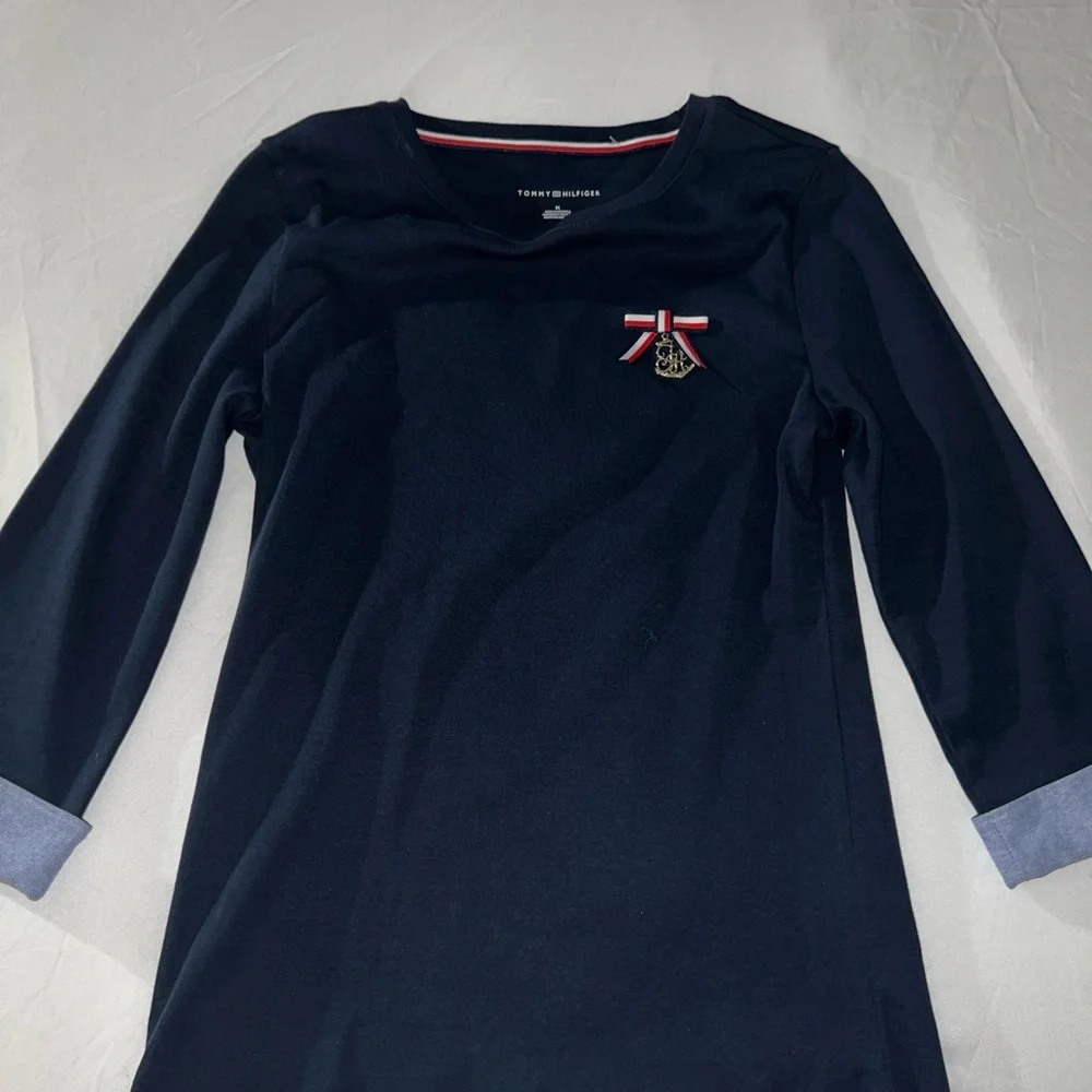 Tommy Hilfiger stylish navy