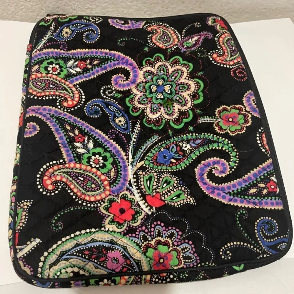 Vera Bradley excellent