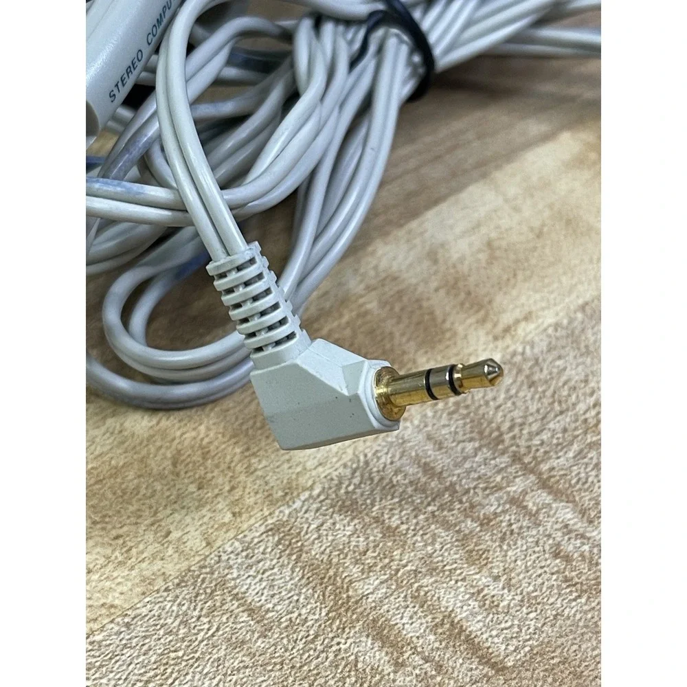 Labtec 10 stereo
