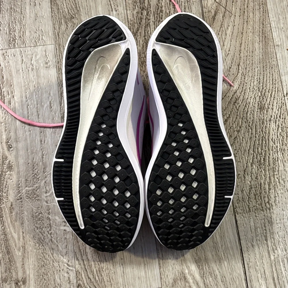Nike stylish athletic