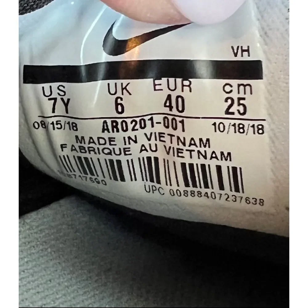 Nike preowned size running