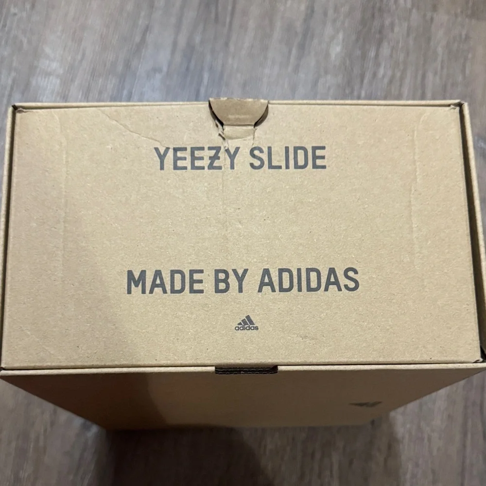 adidas yeezy slide
