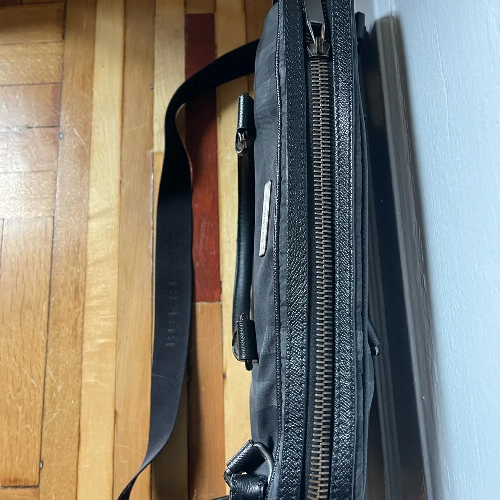 Burberry stylish briefcase