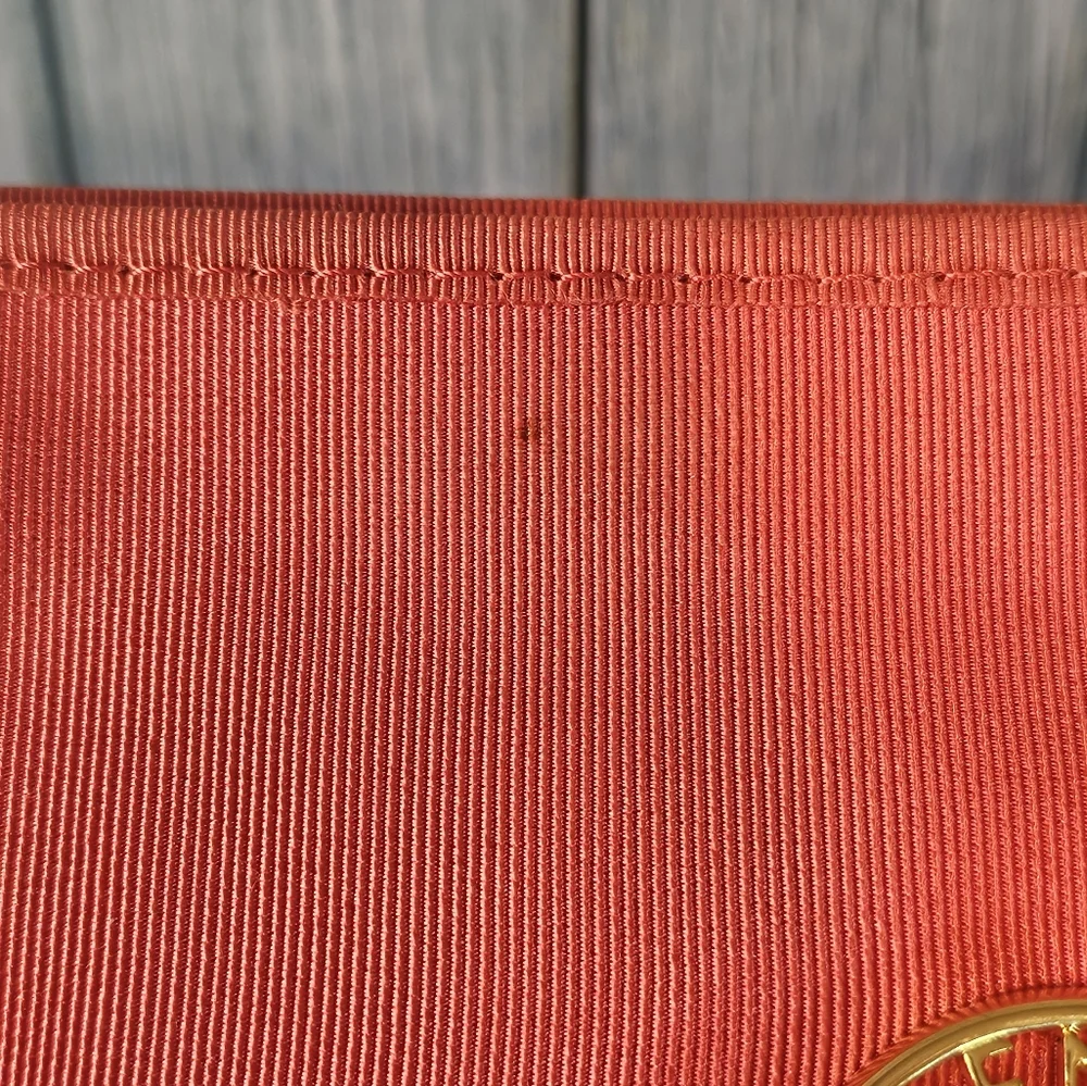 Valentino touch 📅