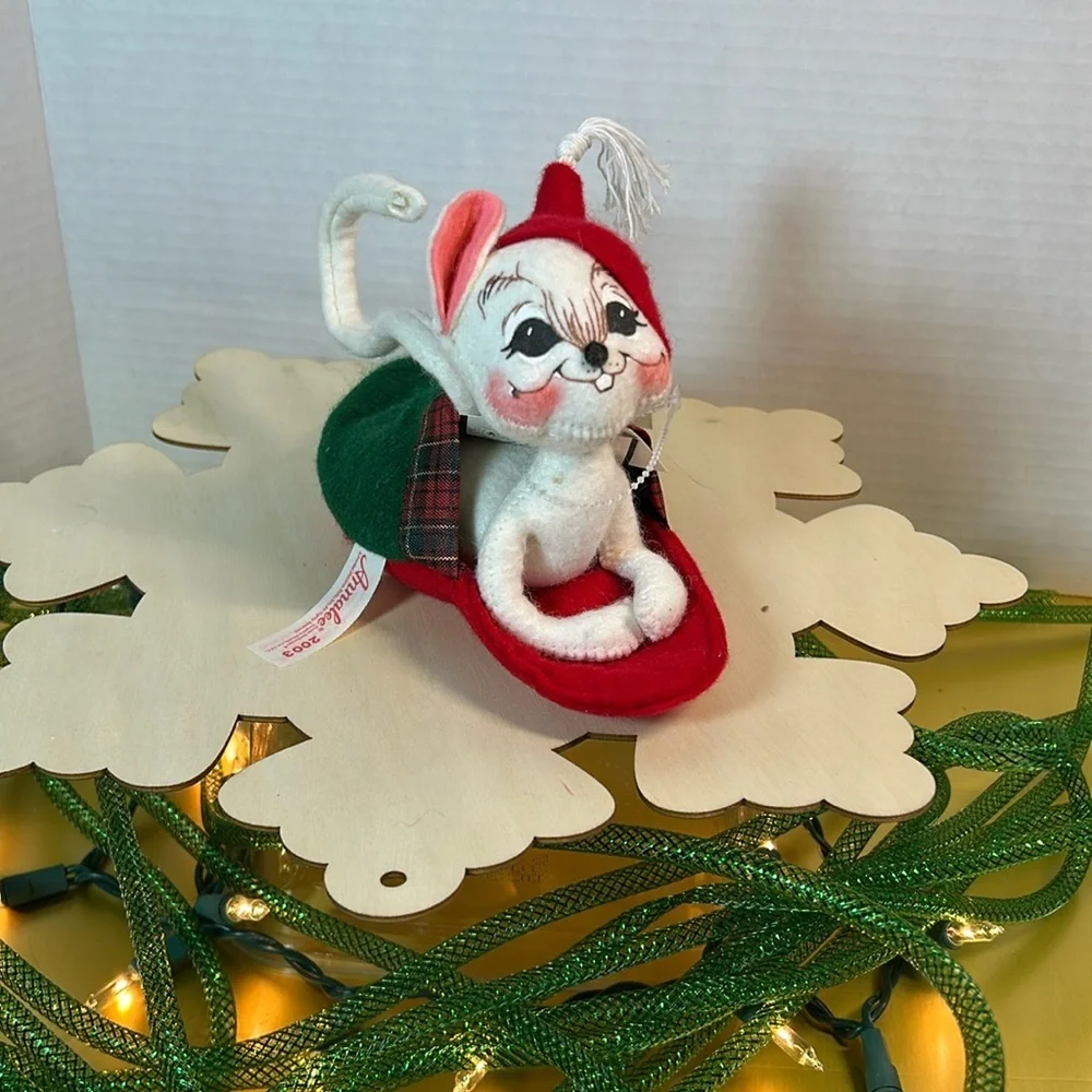 Annalee mouse slipper