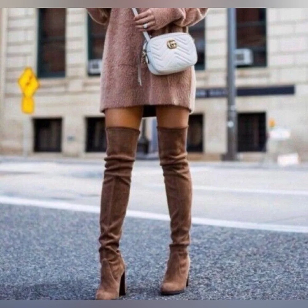 Stuart Weitzman off size