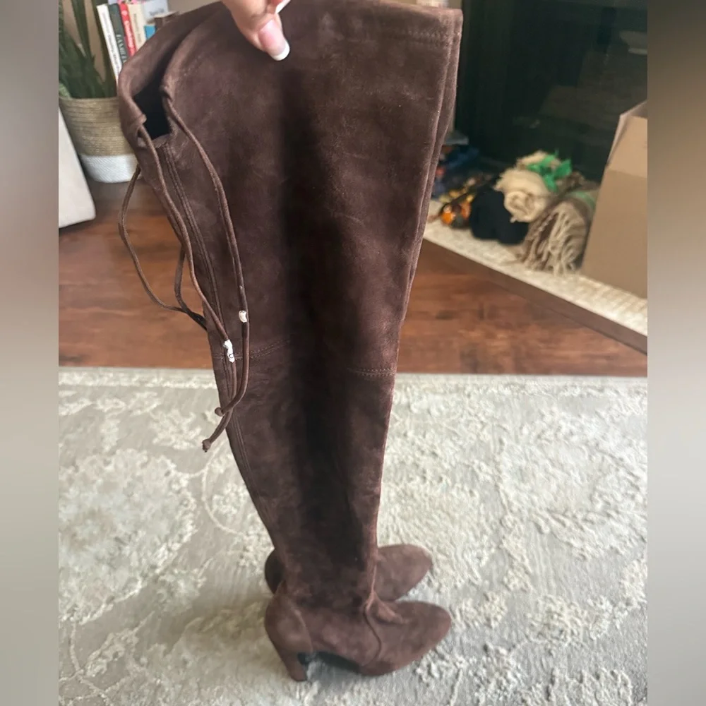 Stuart Weitzman off size
