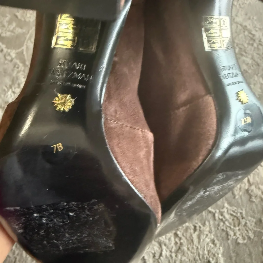 Stuart Weitzman off size