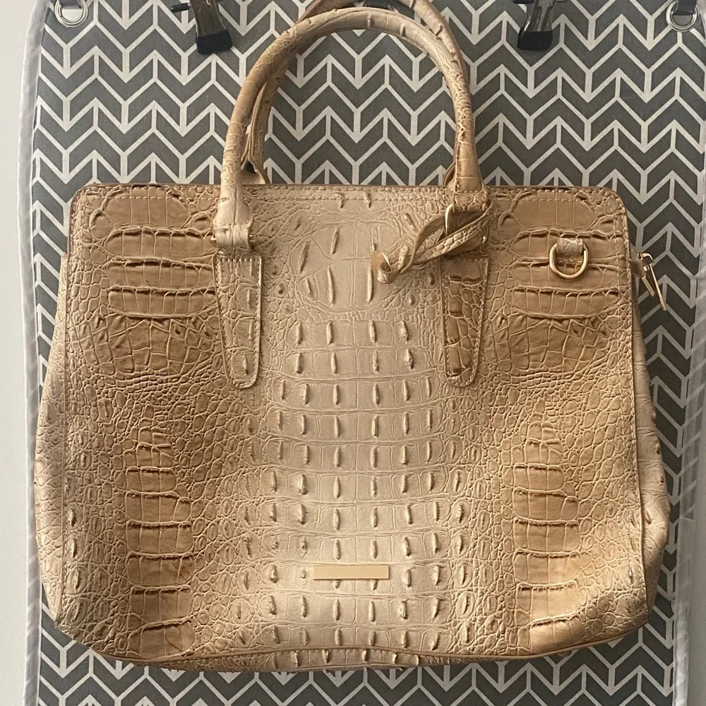 Handbag Large 11” X 16 Great Cond.