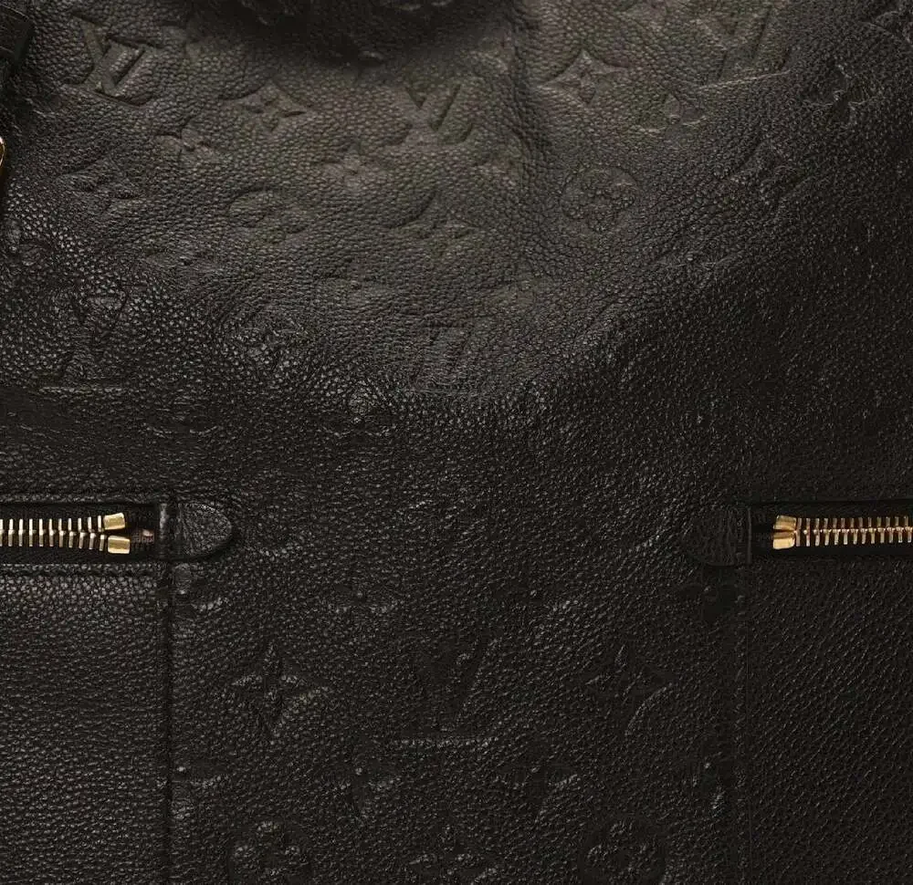 💋Louis Vuitton Melie Monogram Empreinte Leather Hobo Bag Noir Black