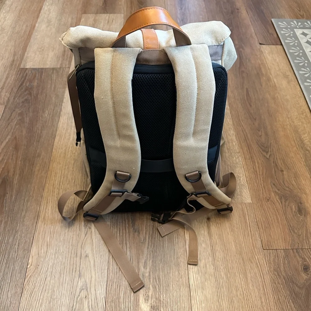 Bagsmart stylish tan