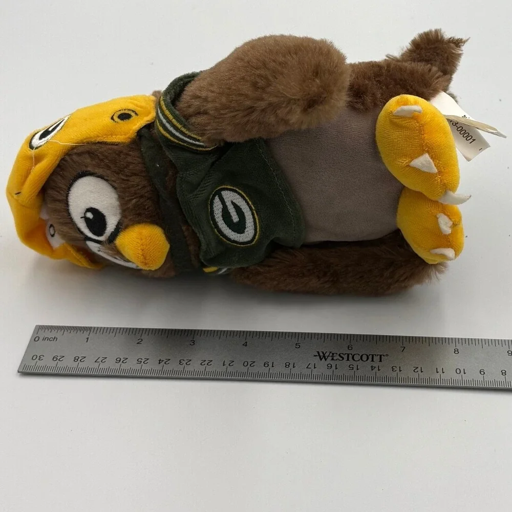 Forever Collectibles green bay