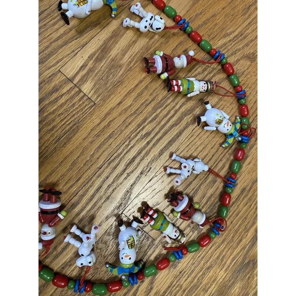 Vintage Christmas Wood Wooden Beaded Santa Toy Chest Dangling Garland String 6ft