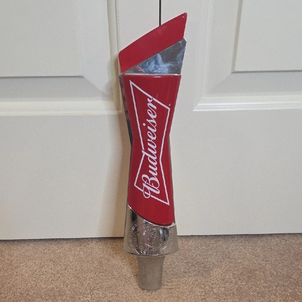 Budweiser sleek tap