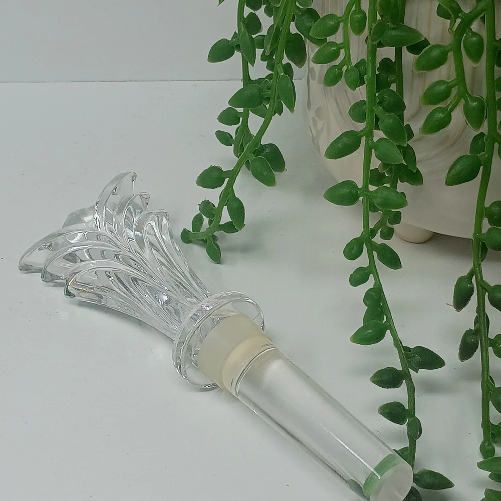 N/A elegant clear