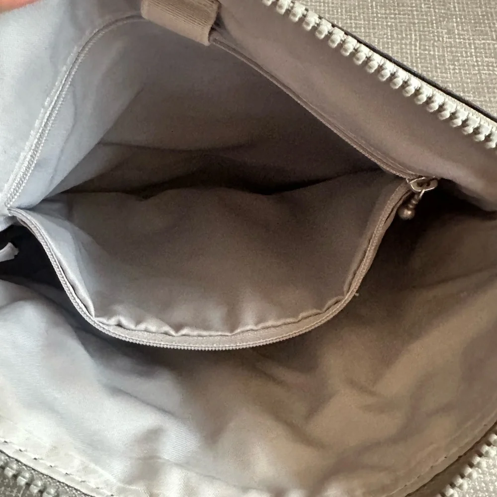Baggallini stay organized