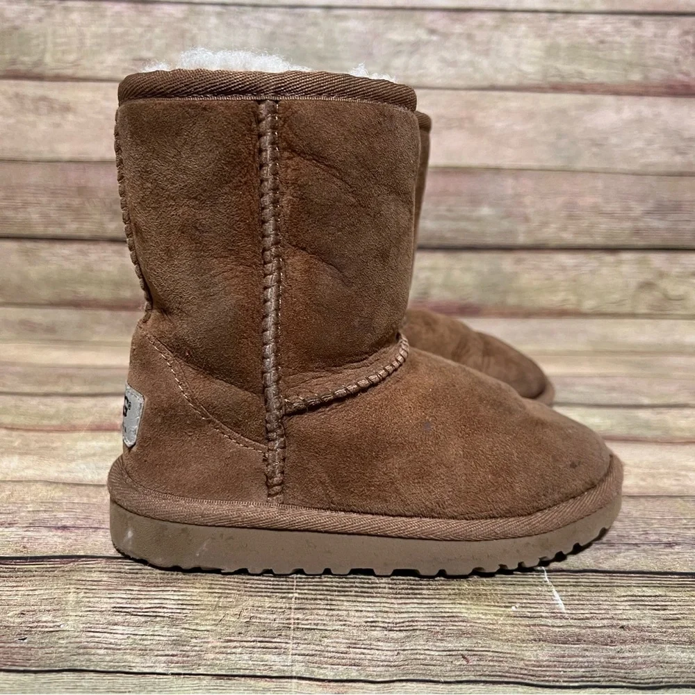 UGG brown suede