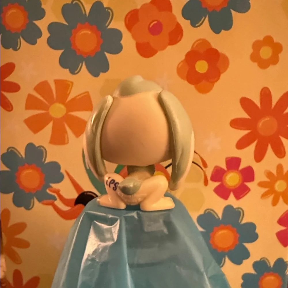 Littlest Pet Shop pet shop