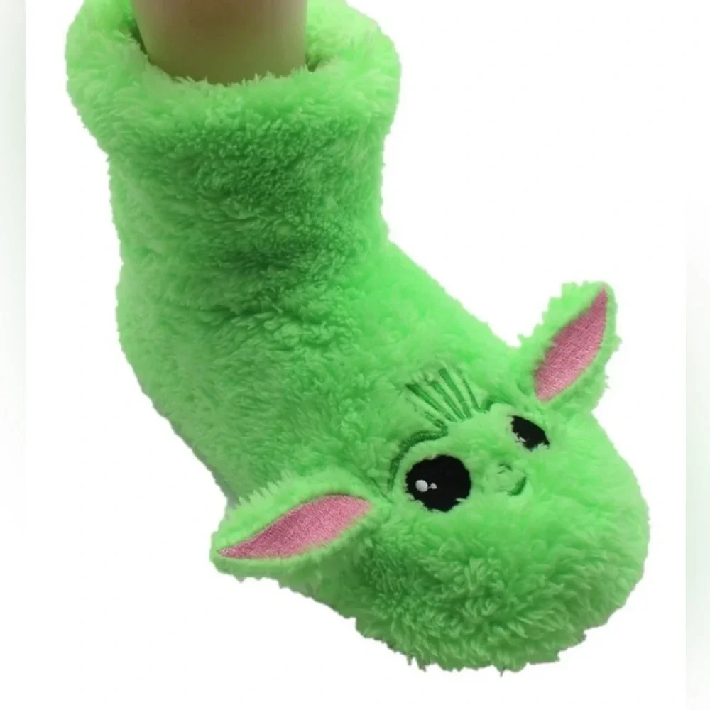STAR WARS Grogu (Baby Yoda) Soft, Fuzzy Character Slipper Socks