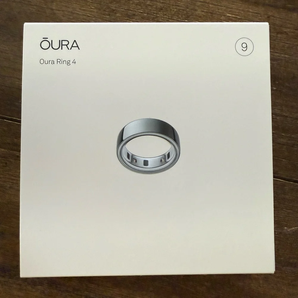 Oura ring sleek