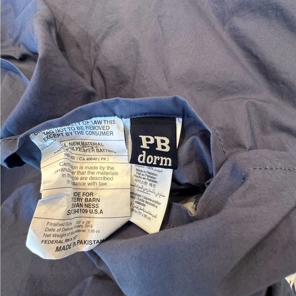 Pottery Barn excellent standard