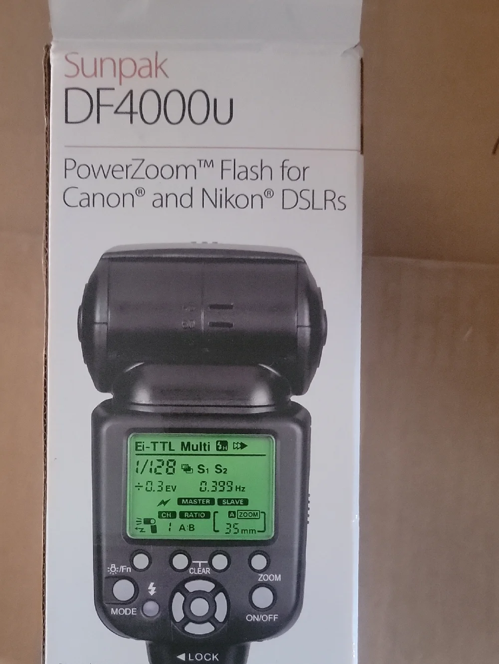 DF4000u Black PowerZoom Flash for Canon and Nikon DSLRs