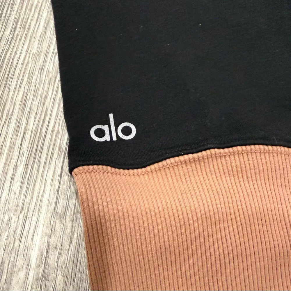 alo yoga