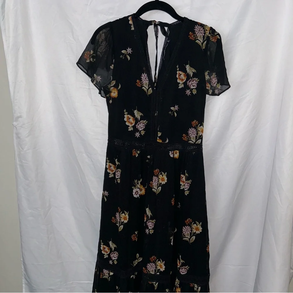 Abercrombie & Fitch Dress Flowy Floral Maxi Dress Open Tie Back V-Neck