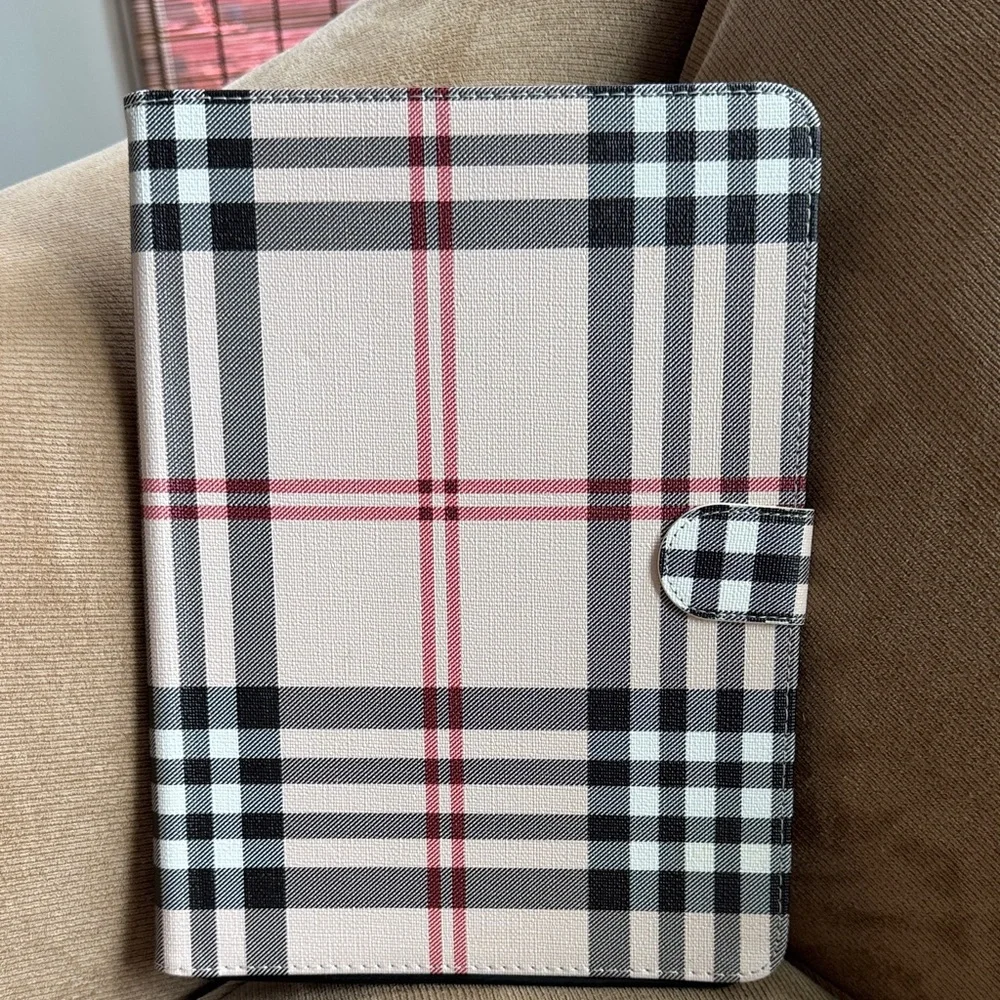 no name stylish plaid