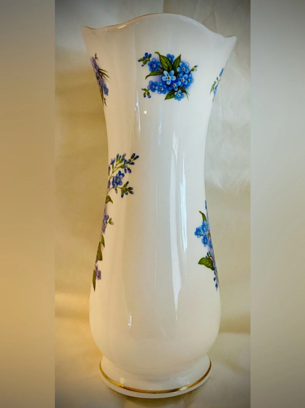 Sheltonian vases are