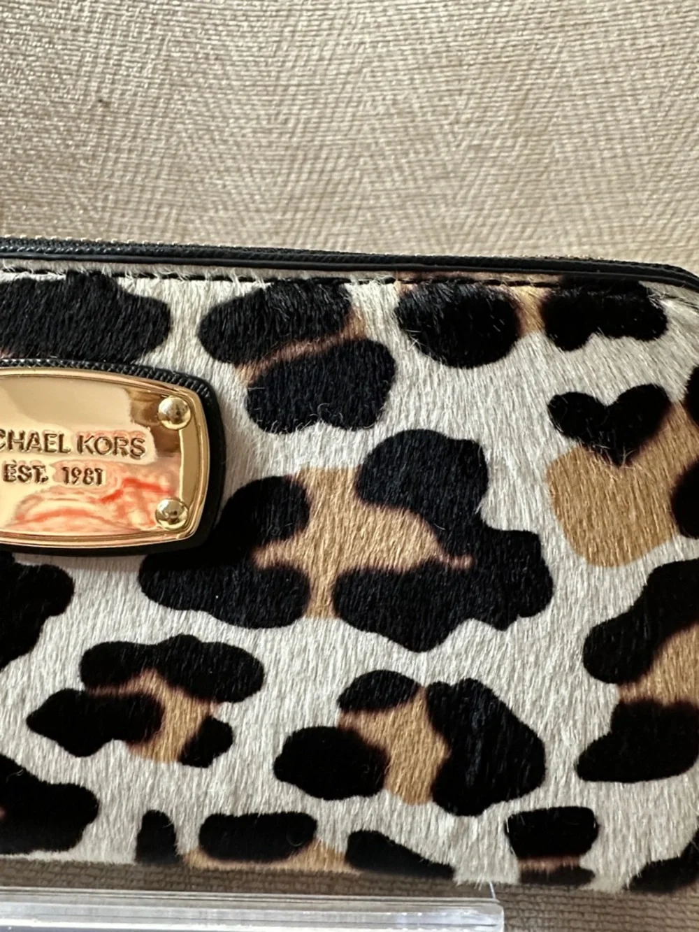 zip around
