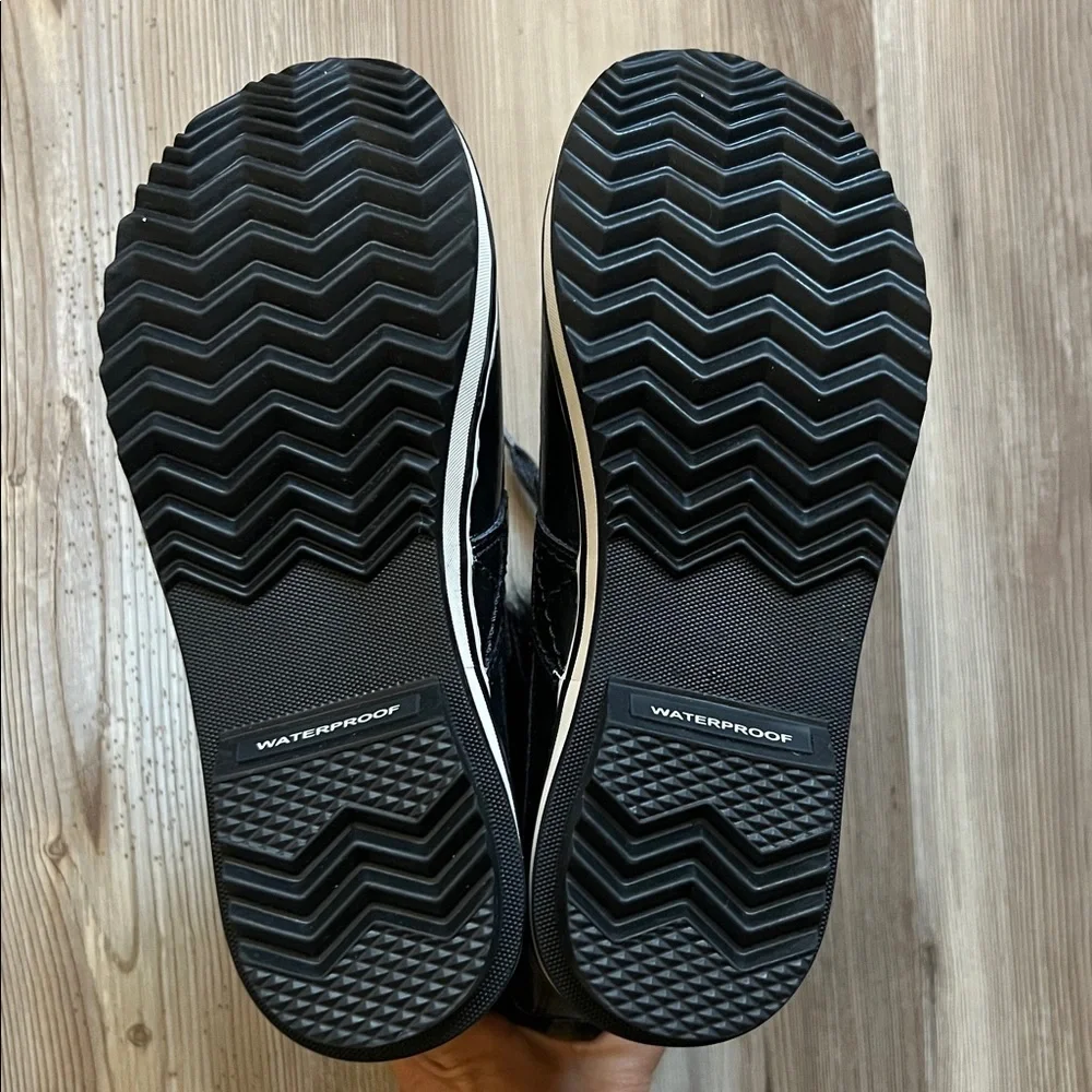 Sorel kids tofino
