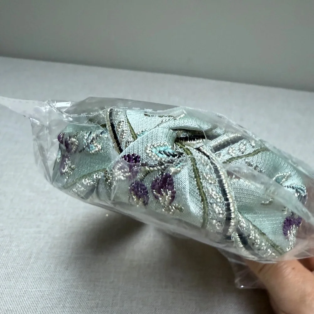 N/A this headband