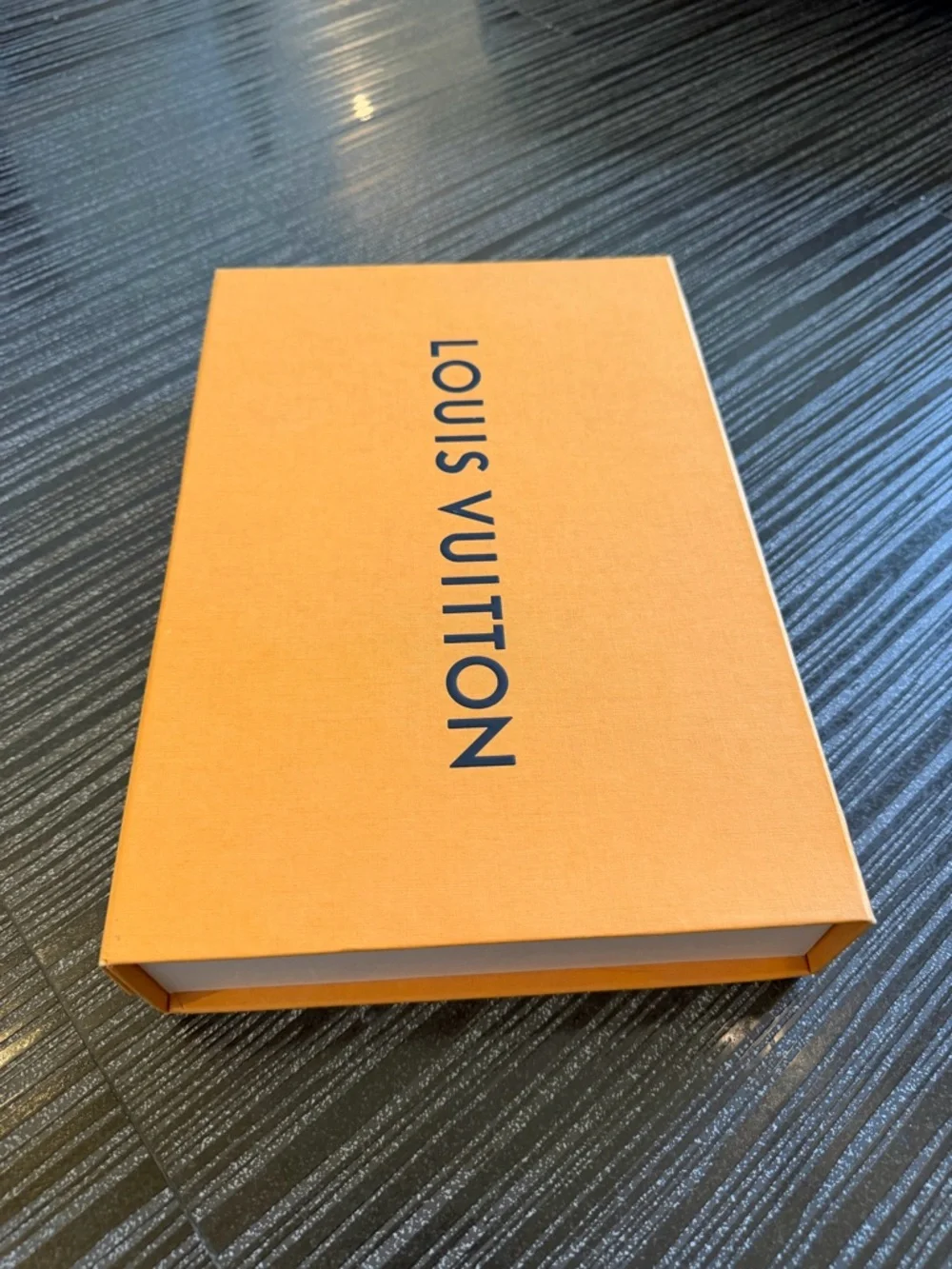 Louis Vuitton louis vuitton