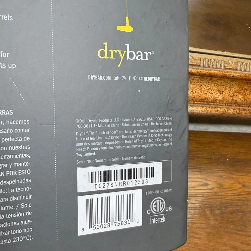 Drybar tresses waver