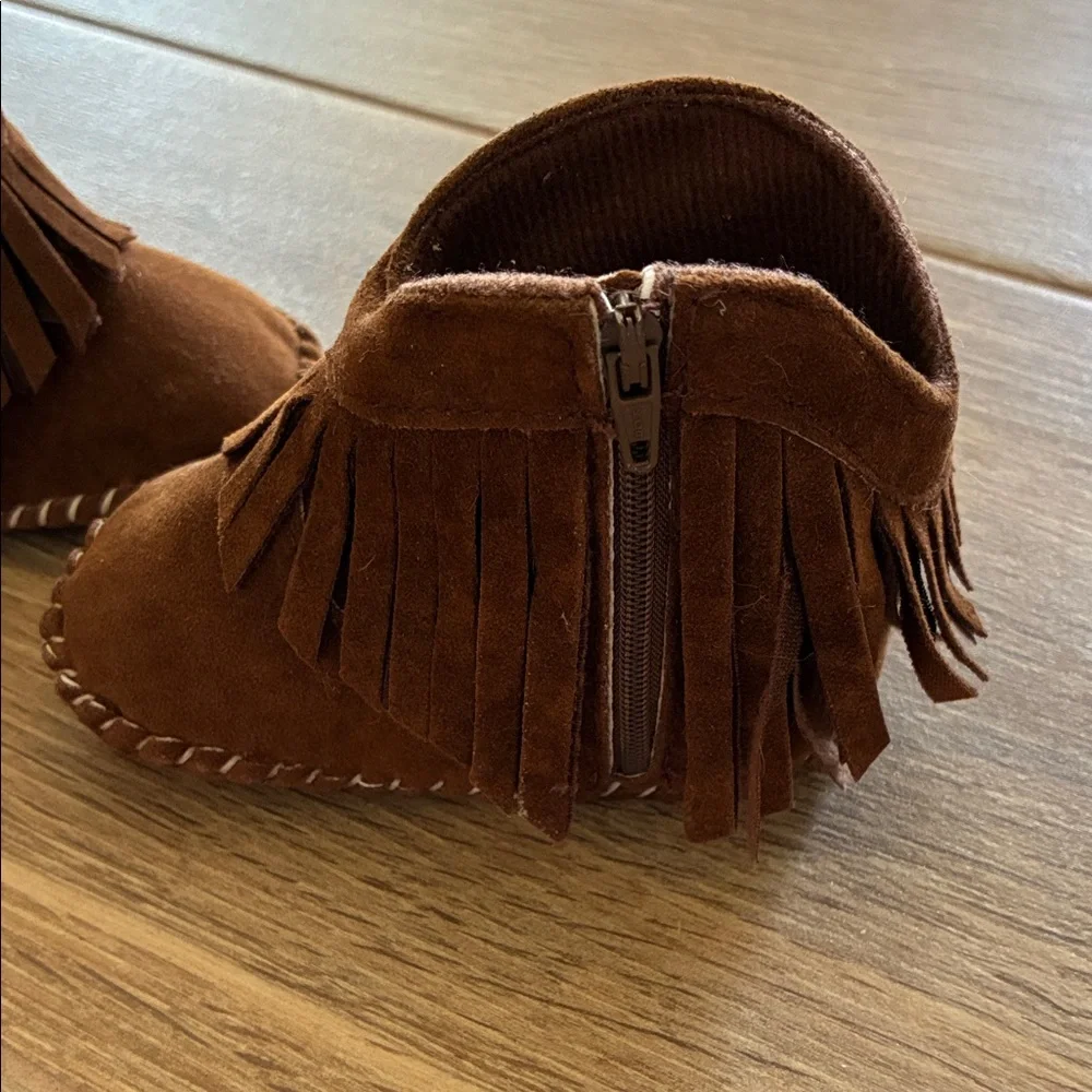 Infant Size 2 Brown Fringe Boots