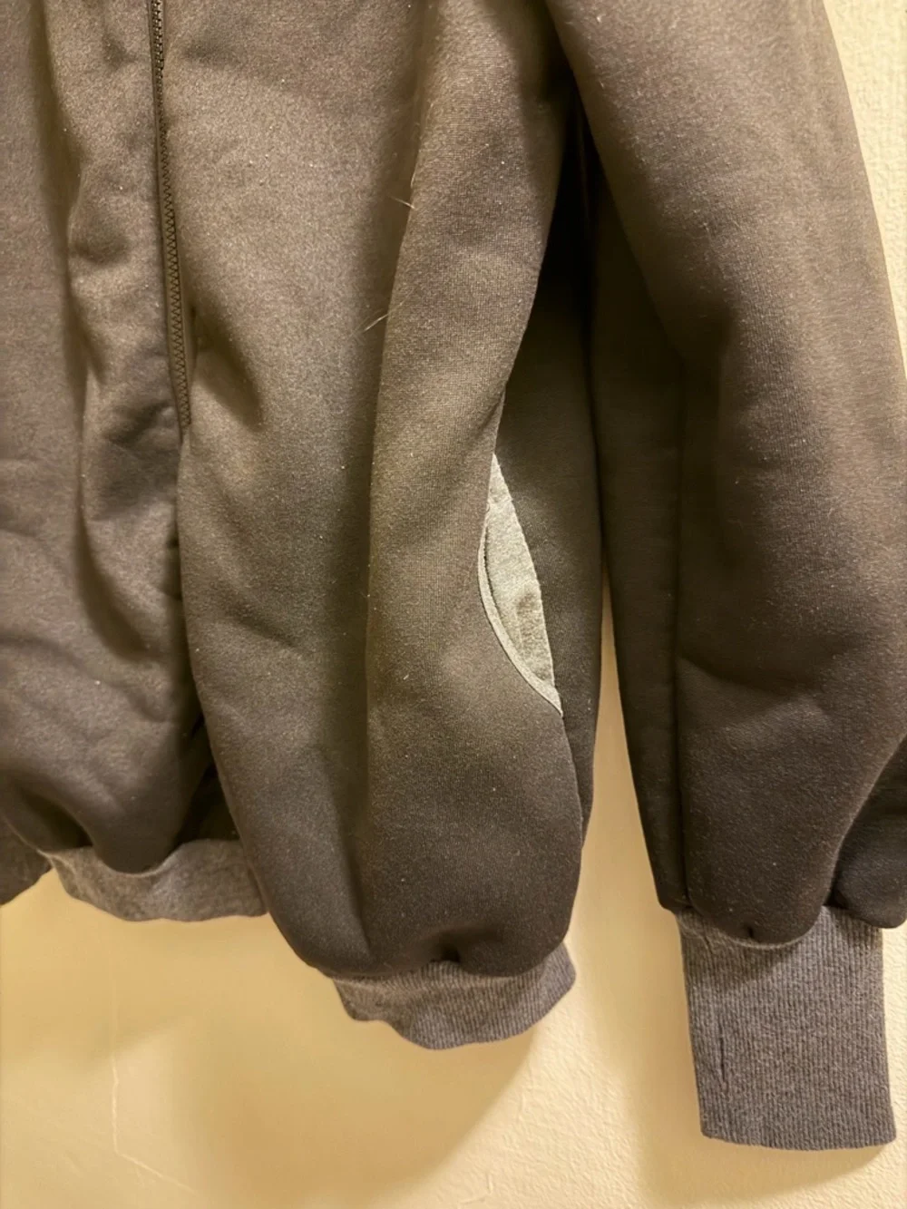 amropi black grey